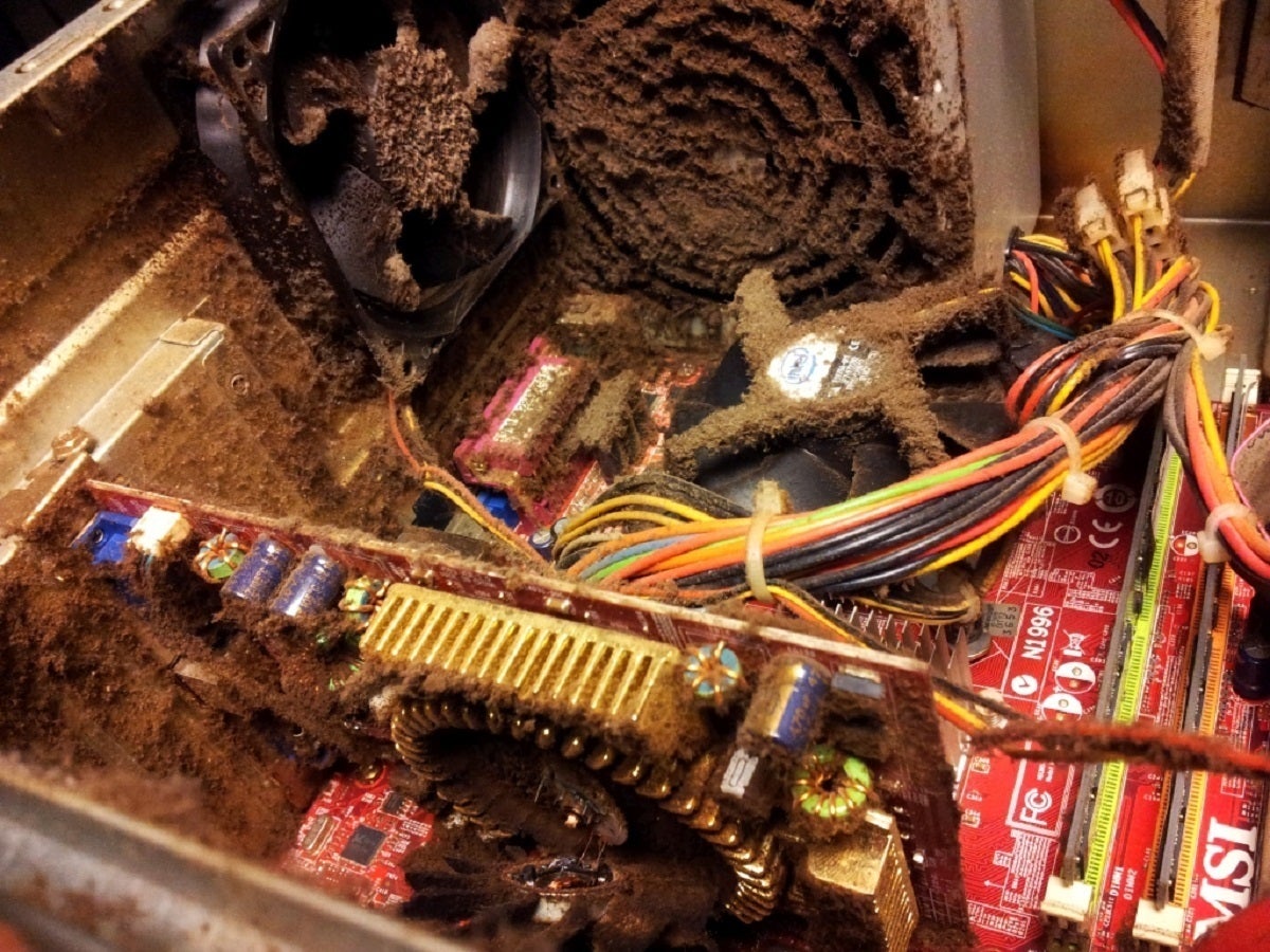 The Ultimate Guide to Safely Clean Dust From Your PC
